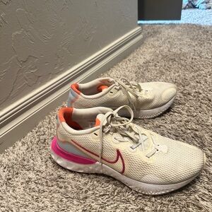 Nike Renew Women's Running Shoes